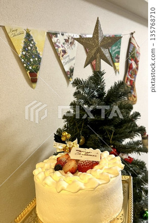 聖誕蛋糕 聖誕樹 135768710