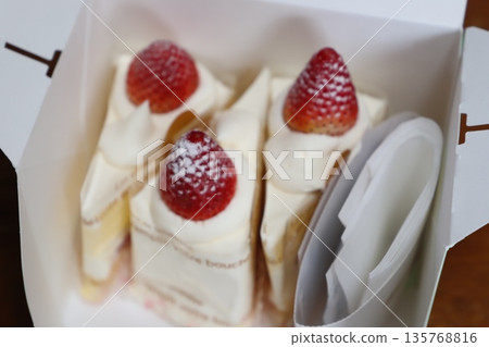 Strawberry shortcake in a box 135768816