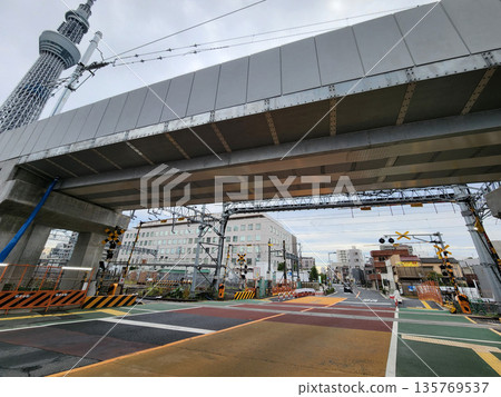 Oshiage railroad crossing October 2022 Oshiage railroad crossing October 2022 135769537