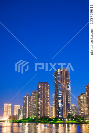 【東京】五月:River City 21摩天大樓公寓 【東京】五月:River City 21摩天大樓公寓 135769611