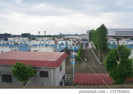 JR Hokkaido Sassho Line: Scenery from the train window between Sapporo Station and Shinkotoni Station (cloudy in the summer of 2023) 135769802