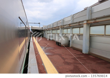 JR Hokkaido Sassho Line: Scenery from the train window between Sapporo Station and Shinkotoni Station (cloudy in the summer of 2023) JR Hokkaido Sassho Line: Scenery from the train window between Sapporo Station and Shinkotoni Station (cloudy in the summer of 2023) 135769814
