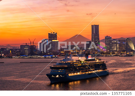 A luxury cruise ship departing for the evening view of Minato Mirai and Mount Fuji from the Bay Bridge observation deck A luxury cruise ship departing for the evening view of Minato Mirai and Mount Fuji from the Bay Bridge observation deck 135771105