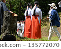 Priests and shrine maidens in the shrine grounds 135772070