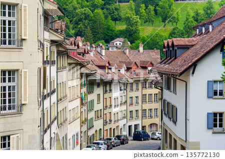 Charming Old Town Street in Bern, Switzerland A Picturesque European Urban Landscape Charming Old Town Street in Bern, Switzerland A Picturesque European Urban Landscape 135772130