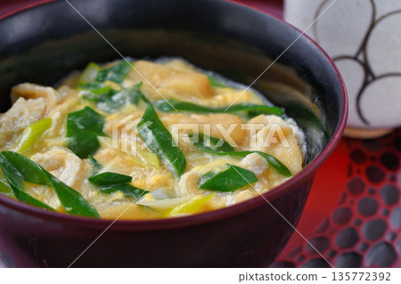衣笠蓋飯：京都當地的蓋飯 135772392