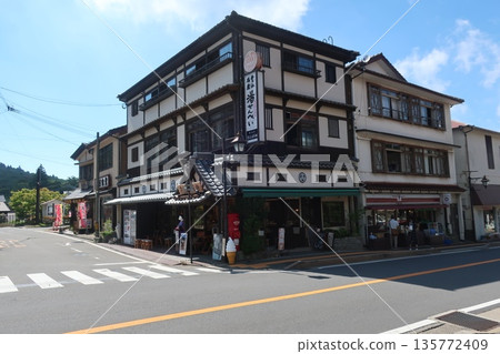 雲仙溫泉神社前的商店 135772409