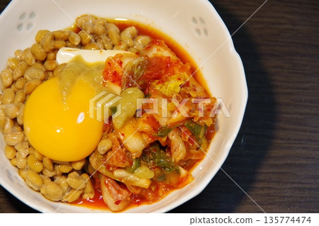 Kimchi natto Kimchi natto 135774474