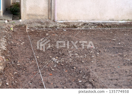 Land marking (construction work) Land marking (construction work) 135774938