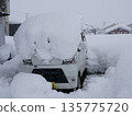 A car with snow 135775720