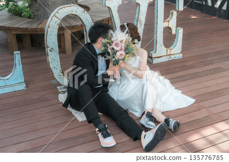Sneaker coordination and sneaker wedding images Sneaker coordination and sneaker wedding images 135776785