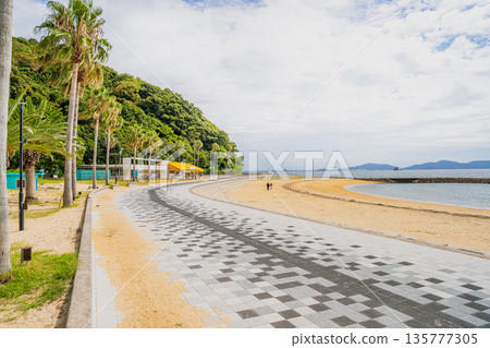 Scenery around Nishiura Beach in Gamagori City (Aichi Prefecture) Scenery around Nishiura Beach in Gamagori City (Aichi Prefecture) 135777305