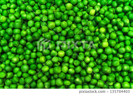 Green Pea Seeds, Peeled Peas, Green Pea Seed Background Green Pea Seeds, Peeled Peas, Green Pea Seed Background 135784403