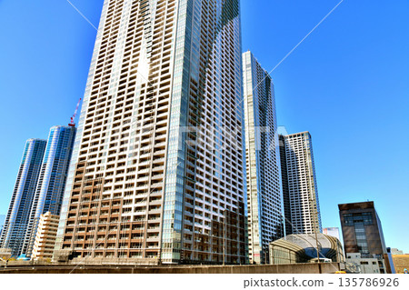 從黎明橋眺望勝鰍高架橋（東京都中央區）[2026年1月] 135786926