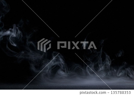 地板上的煙霧 01 地板上的煙霧 01 135788353