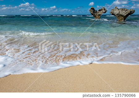 Heart Rock at Teenu Beach Heart Rock at Teenu Beach 135790066