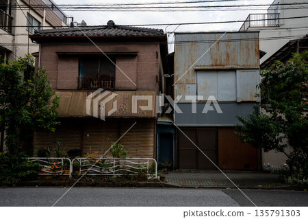 Closed private shops and shuttered shopping streets 135791303