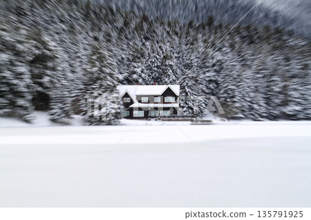 Lake home near the Golcuk Lake in Bolu, Turkey Lake home near the Golcuk Lake in Bolu, Turkey 135791925