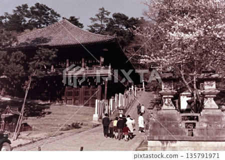 1958年的老照片，奈良，東大寺，二月堂 135791971
