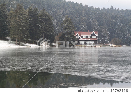 Lake home near the Golcuk Lake in Bolu, Turkey Lake home near the Golcuk Lake in Bolu, Turkey 135792168