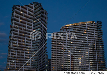 Toyosu Tower Apartment at dusk in 2020 Toyosu Tower Apartment at dusk in 2020 135792687