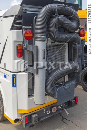 Vacuum Cleaner Street Sweeper 135795818