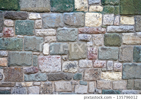 Geometric Stone Wall 135796012