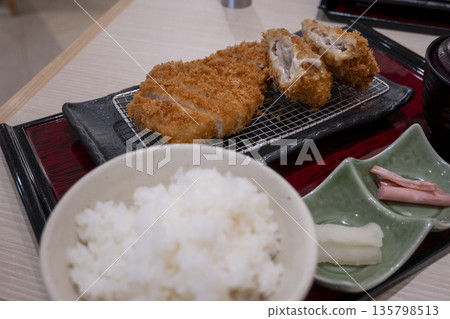 Very delicious Japanese food 135798513