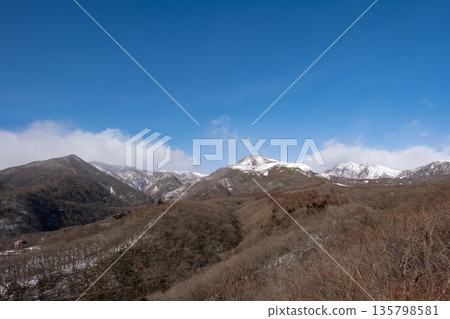 那須山脈的冬季景色 那須山脈的冬季景色 135798581