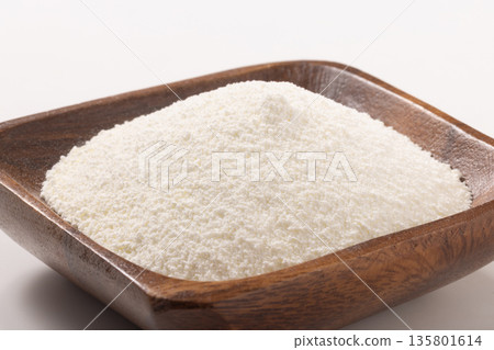 White chocolate powder, confectionery ingredients 135801614