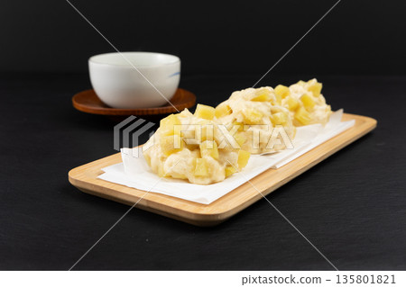 Ishigaki mochi Ishigaki mochi 135801821