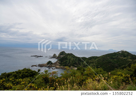 從佐田岬公園的觀景台上看到的海景 135802252