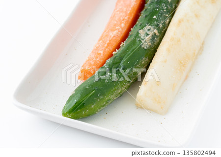 Close-up of pickled vegetables on a plate 135802494