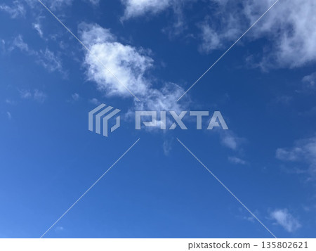 雲 135802621