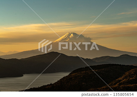  From Daikanbo 135805654