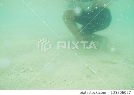 blue water, ocean, sea 135806037
