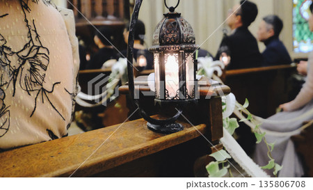 婚禮場地安裝的燈具 135806708