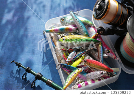 擬餌釣魚中使用的擬餌合影 135809253