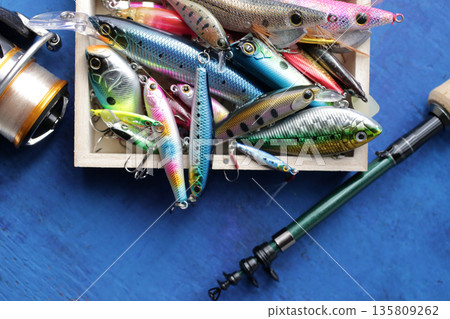 擬餌釣魚中使用的擬餌合影 135809262