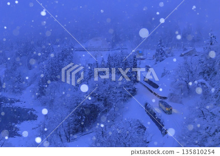 下雪的飯山線 下雪的飯山線 135810254