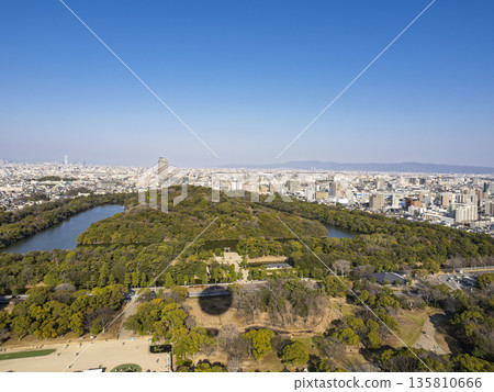 A panoramic view from the sky! The magnificent view of the World Heritage Site, Emperor Nintoku's Tomb A panoramic view from the sky! The magnificent view of the World Heritage Site, Emperor Nintoku's Tomb 135810666