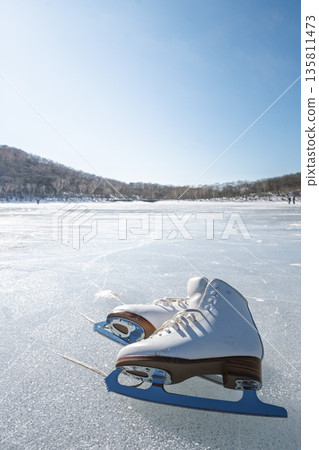 赤城山小沼的天然冰與溜冰場 135811473