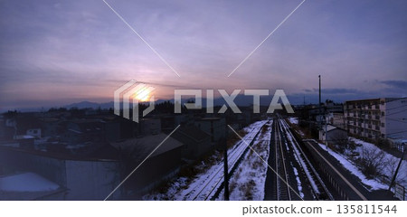 冬日落日 135811544
