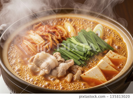 泡菜火鍋與豬肉豆腐韭菜火鍋 135813020