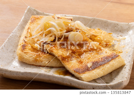 Grilled fried tofu Grilled fried tofu 135813847
