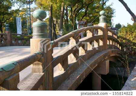 Toyokuni Shrine's drum bridge Toyokuni Shrine's drum bridge 135814822