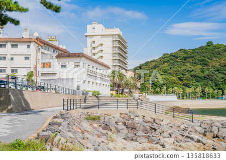 愛知縣蒲郡市西浦海灘週邊的景色 愛知縣蒲郡市西浦海灘週邊的景色 135818633