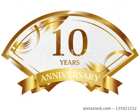 Fan-shaped 10th anniversary emblem in white and gold Fan-shaped 10th anniversary emblem in white and gold 135821532