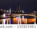 土佐堀河的夜景 135825461