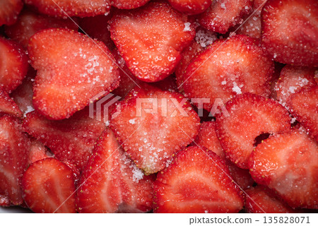 Sweet Strawberries With Sugar Sprinkled On Top For Dessert Treats Sweet Strawberries With Sugar Sprinkled On Top For Dessert Treats 135828071